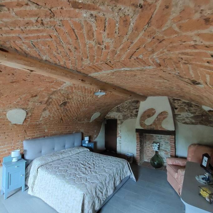Istanti - Rosmarino Appartement Costigliole Saluzzo Buitenkant foto
