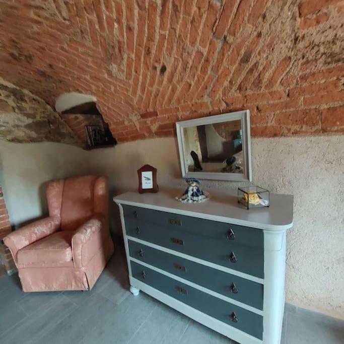 Istanti - Rosmarino Appartement Costigliole Saluzzo Buitenkant foto